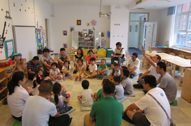 老爸陪我一起玩！