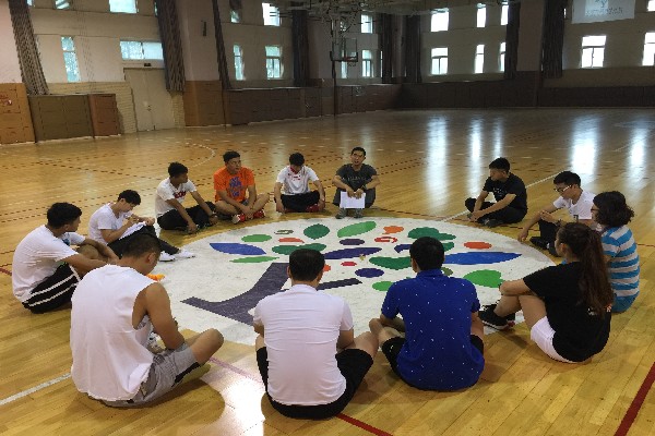 一次拓展，一份收获——记体育组教研