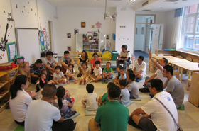 老爸陪我一起玩！