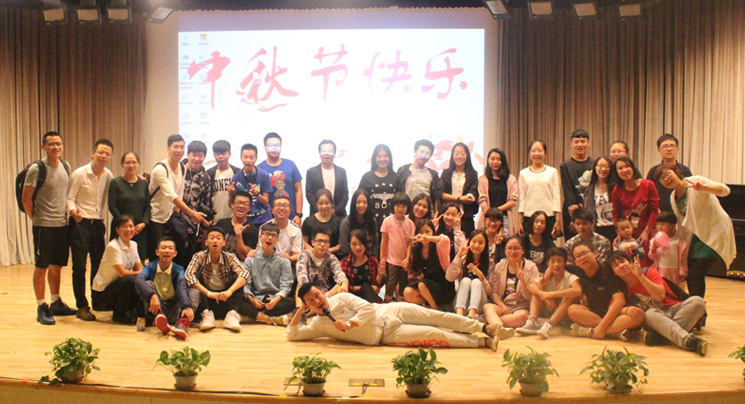 〝情浓中秋师生共庆〞小剑桥系列活动三