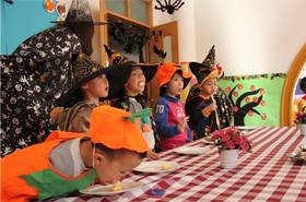 小鬼当家 魔幻闯关 high翻万圣夜!