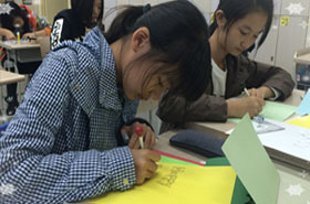 别出心裁，立体贺卡