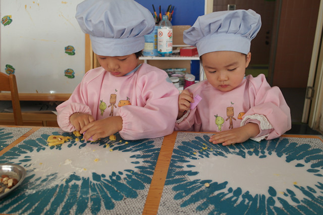 We made Christmas Cookies together