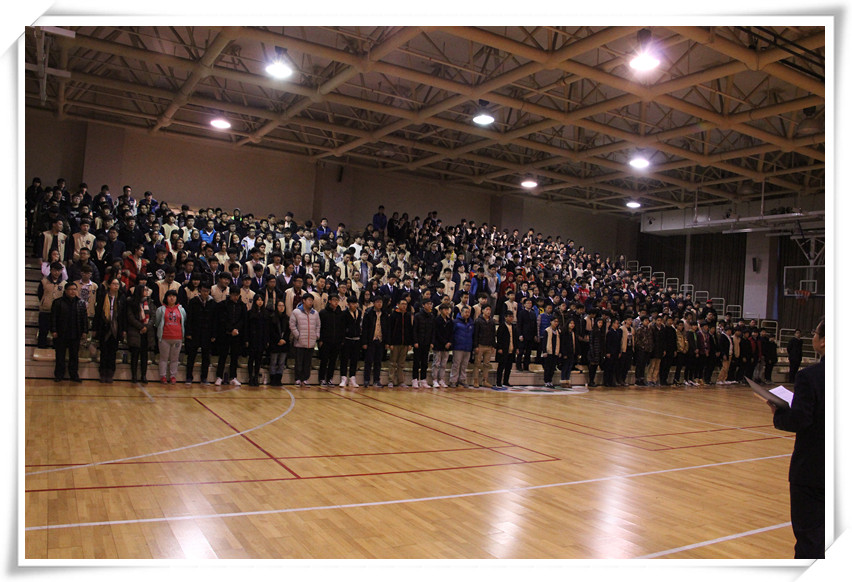 家长会精彩纷呈，散学式圆满落幕