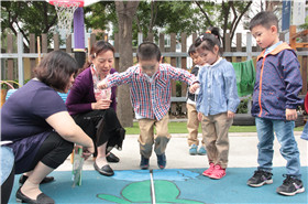 凉爽夏日闯关的小勇士们加油！