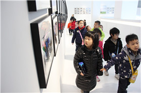 向美而生，为美而感动！