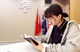 烟花四月，国际学生陪你品人生、读名著、看中国