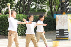 幼儿体能大闯关