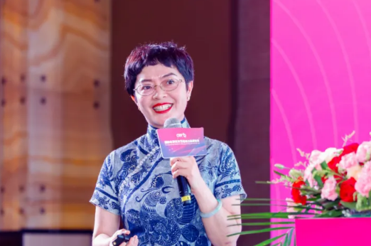 国际化学校行业年会|张万琼校长受邀出席并发表主题演讲