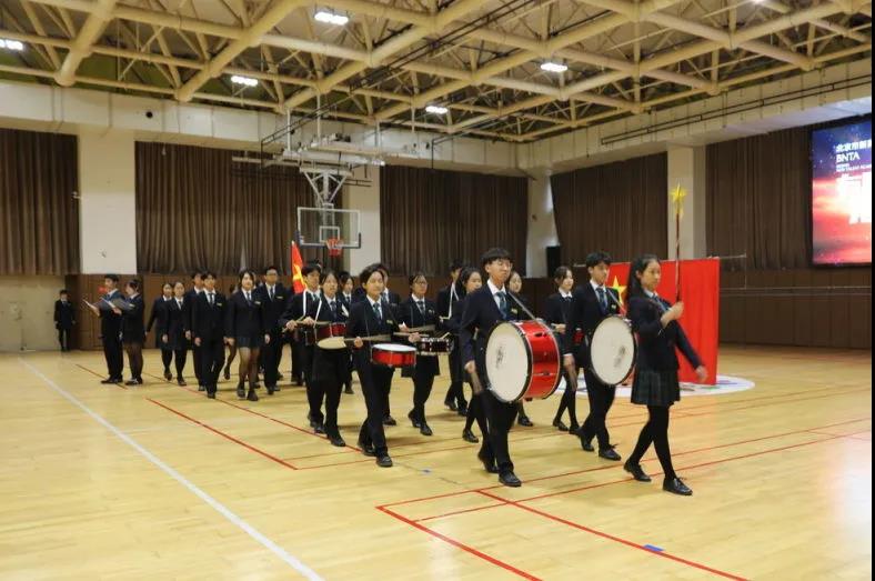 探究月 | 用自己的视角去认识和理解世界