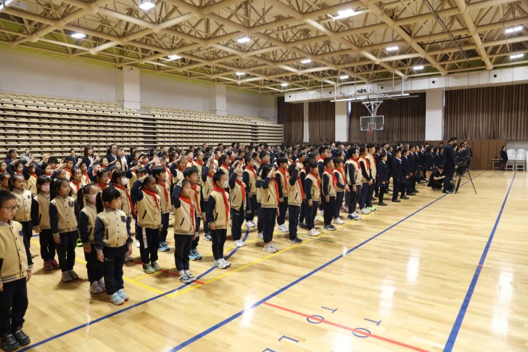 云数赋能，洞见未来